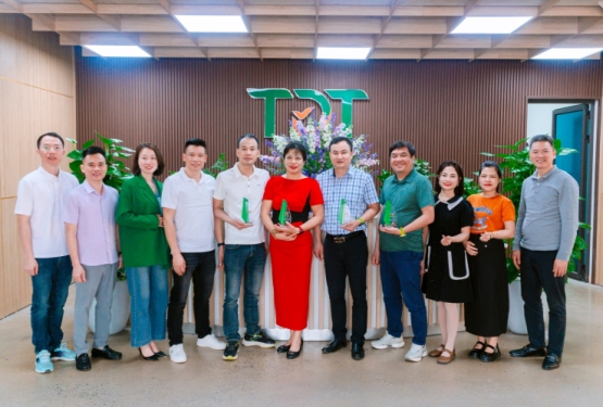 KỶ NIỆM 15 NĂM THÀNH LẬP CÔNG TY CỔ PHẦN ĐẦU TƯ VÀ PHÁT TRIỂN TDT